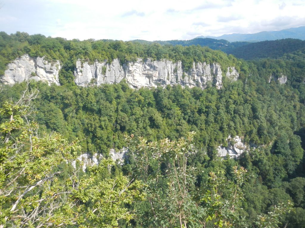 Орлиные скалы Хоста